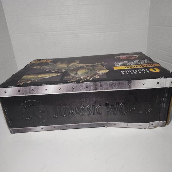 Mattel Collector - Jurassic World Hammond Collection: Stegosaurus Action Figure - Picture 3 of 6